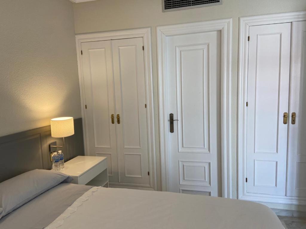 Precioso Apartamento Los Remedios Triana Plaza Espana Y Centro Historico Sevilla Kültér fotó