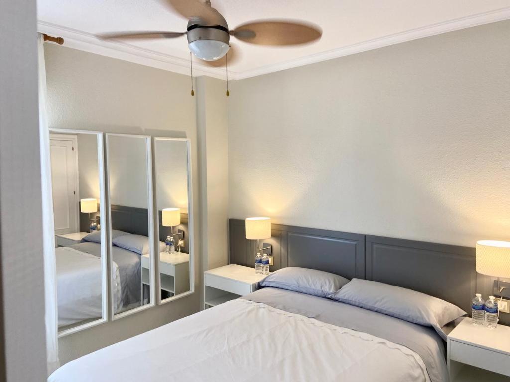 Precioso Apartamento Los Remedios Triana Plaza Espana Y Centro Historico Sevilla Kültér fotó